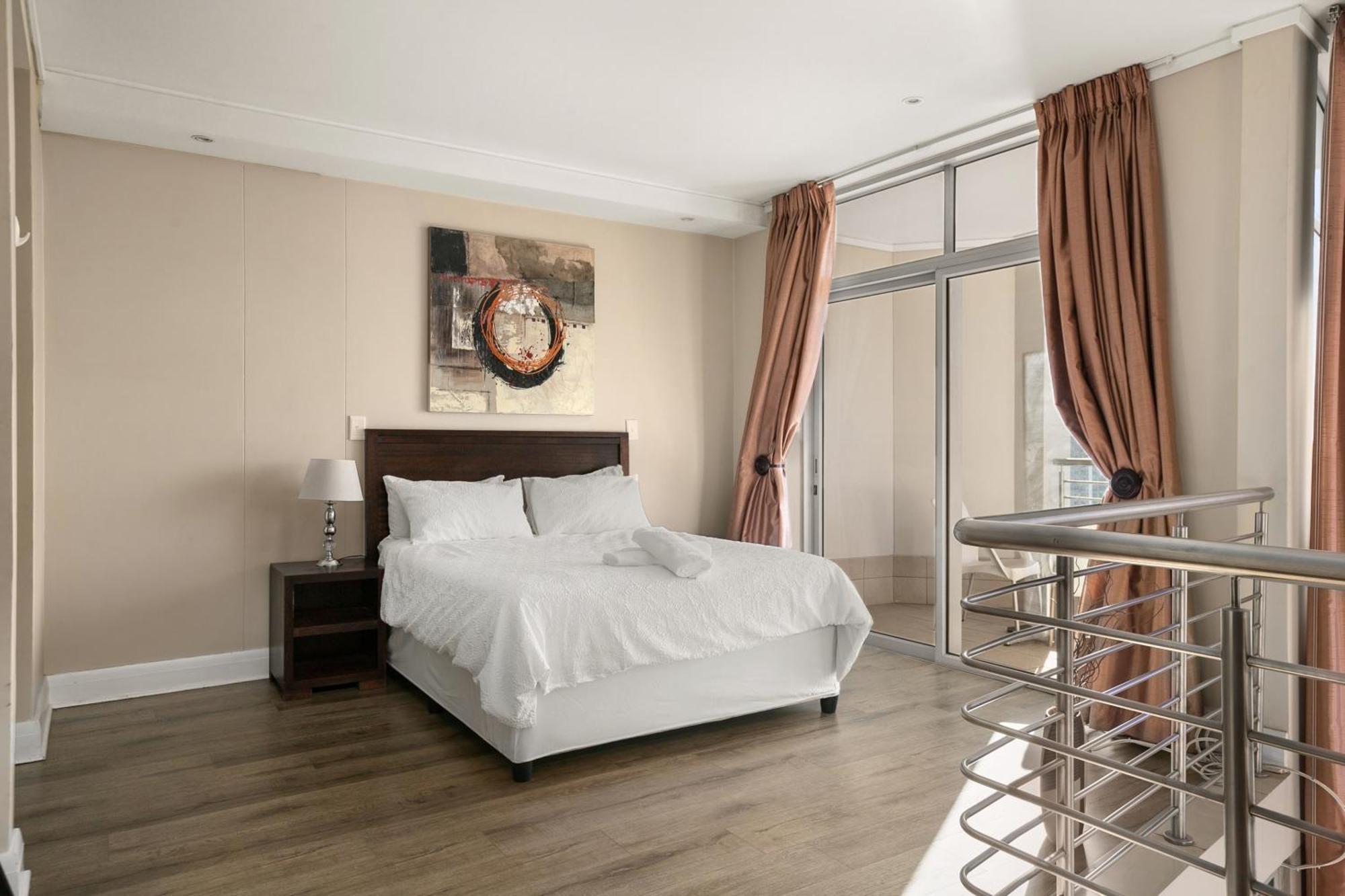 Hydro Park Residences In Sandton With Generator Йоханнесбург Экстерьер фото